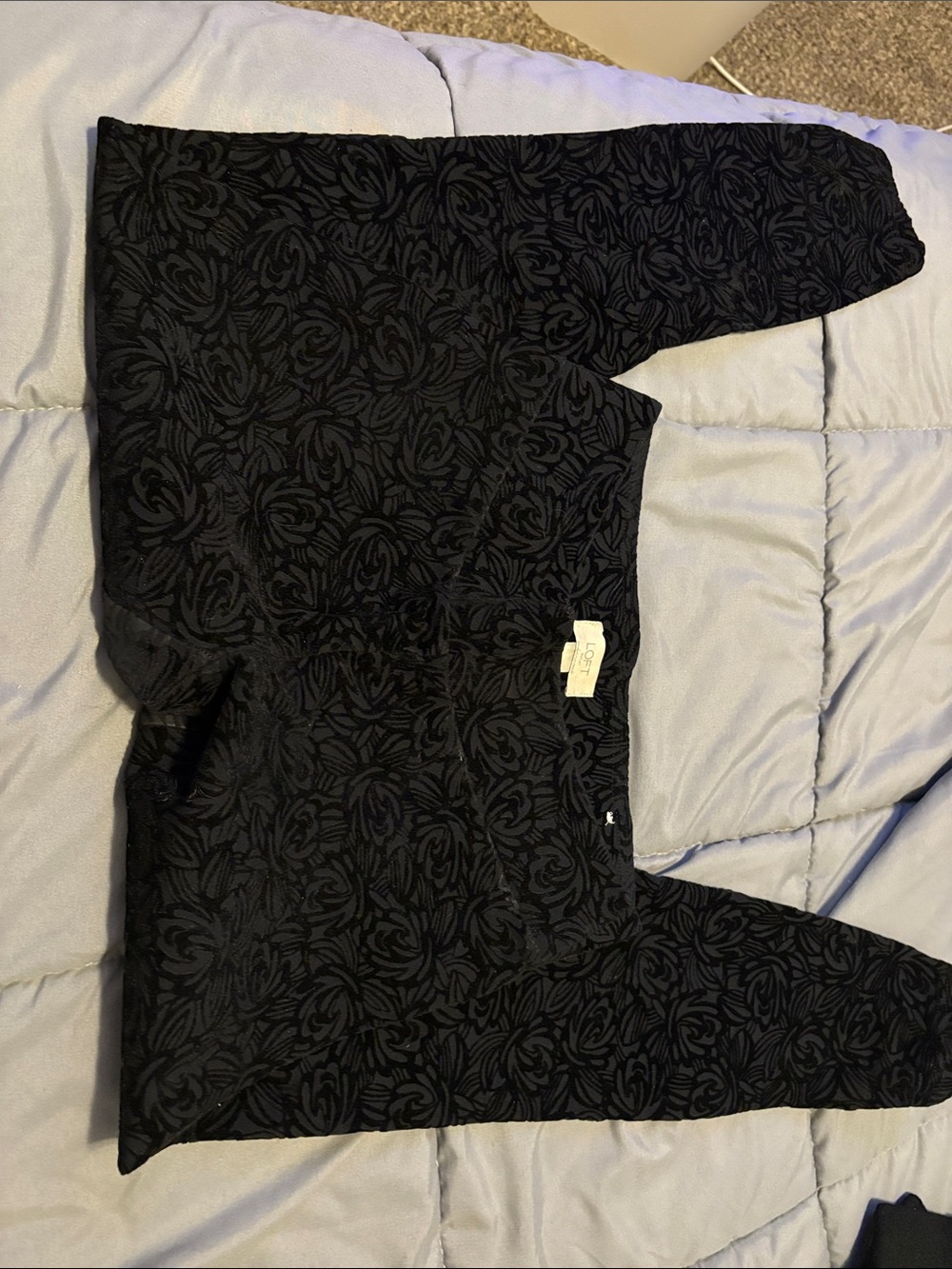 LOFT Black Floral-Textured Leggings